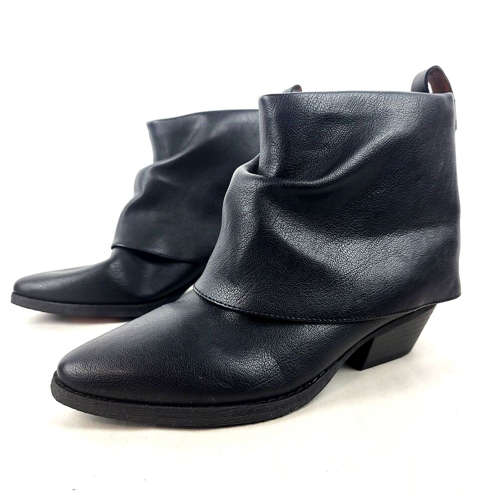 Zodiac Malina Western Ankle Foldover Bootie